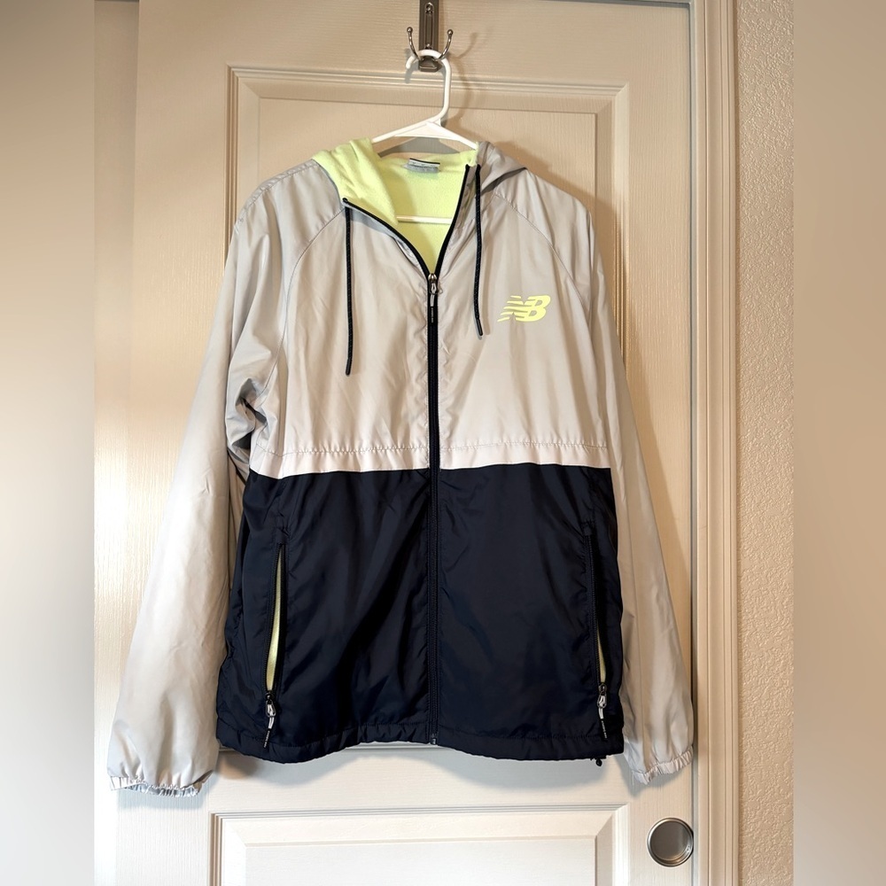Men’s Size Small New Balance Lime Green Fleece Jacket